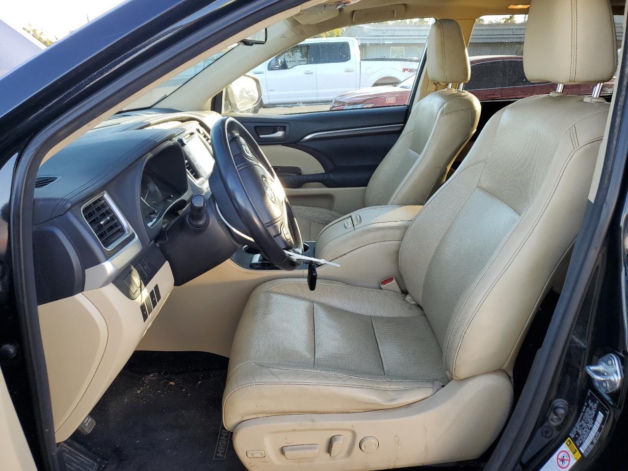 2014 TOYOTA HIGHLANDER