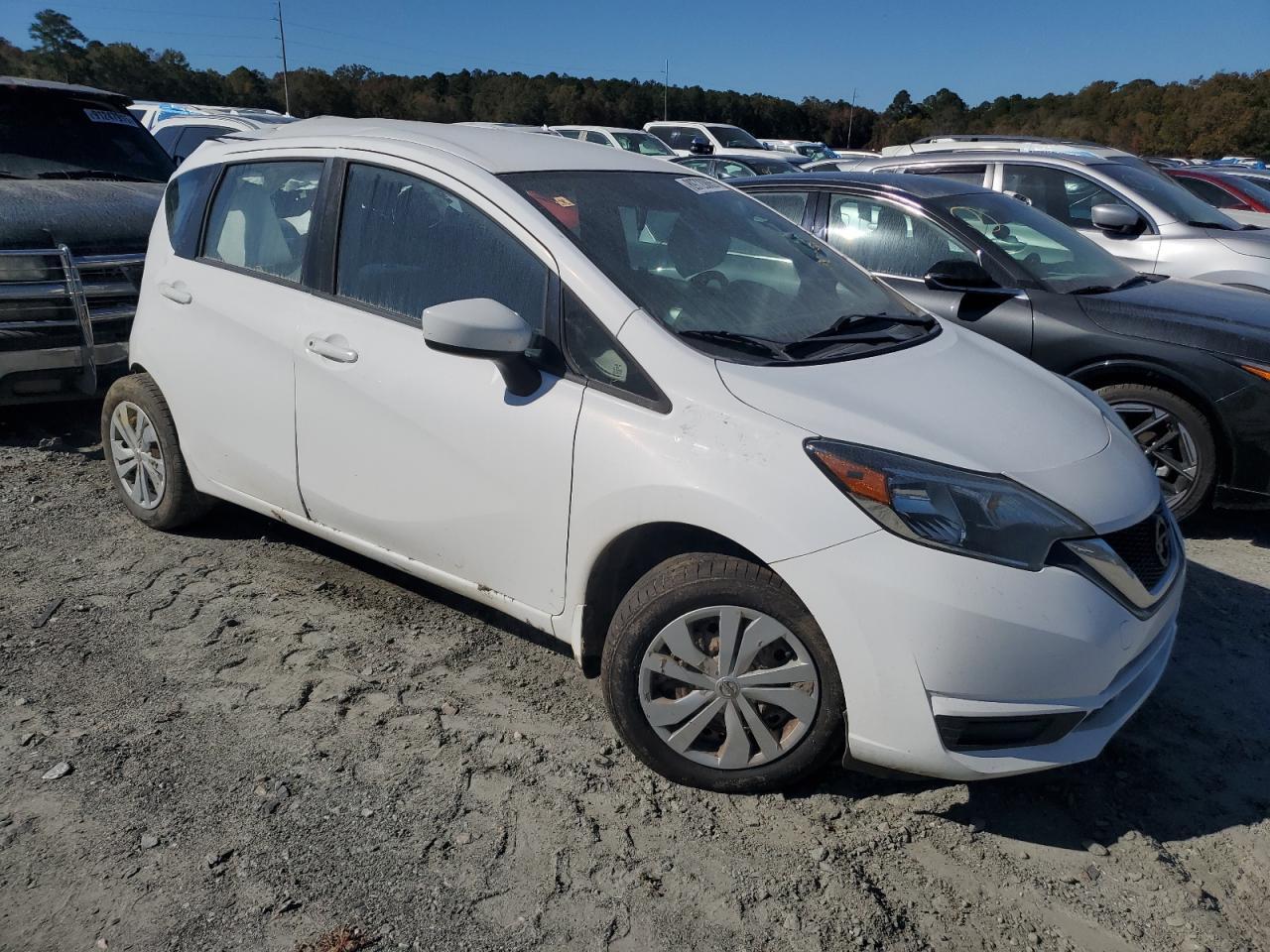 2017 NISSAN Versa Note