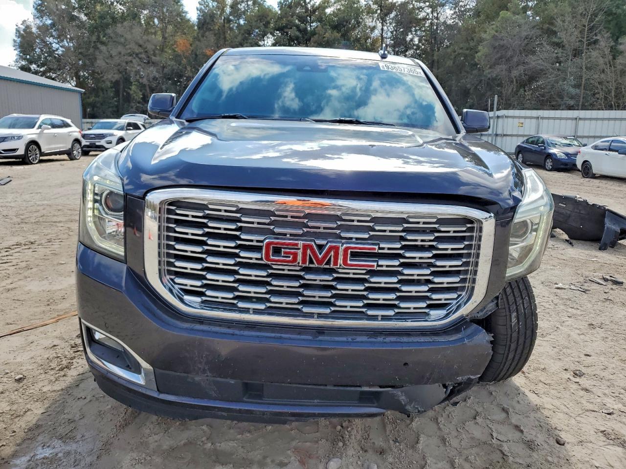 2018 GMC Yukon