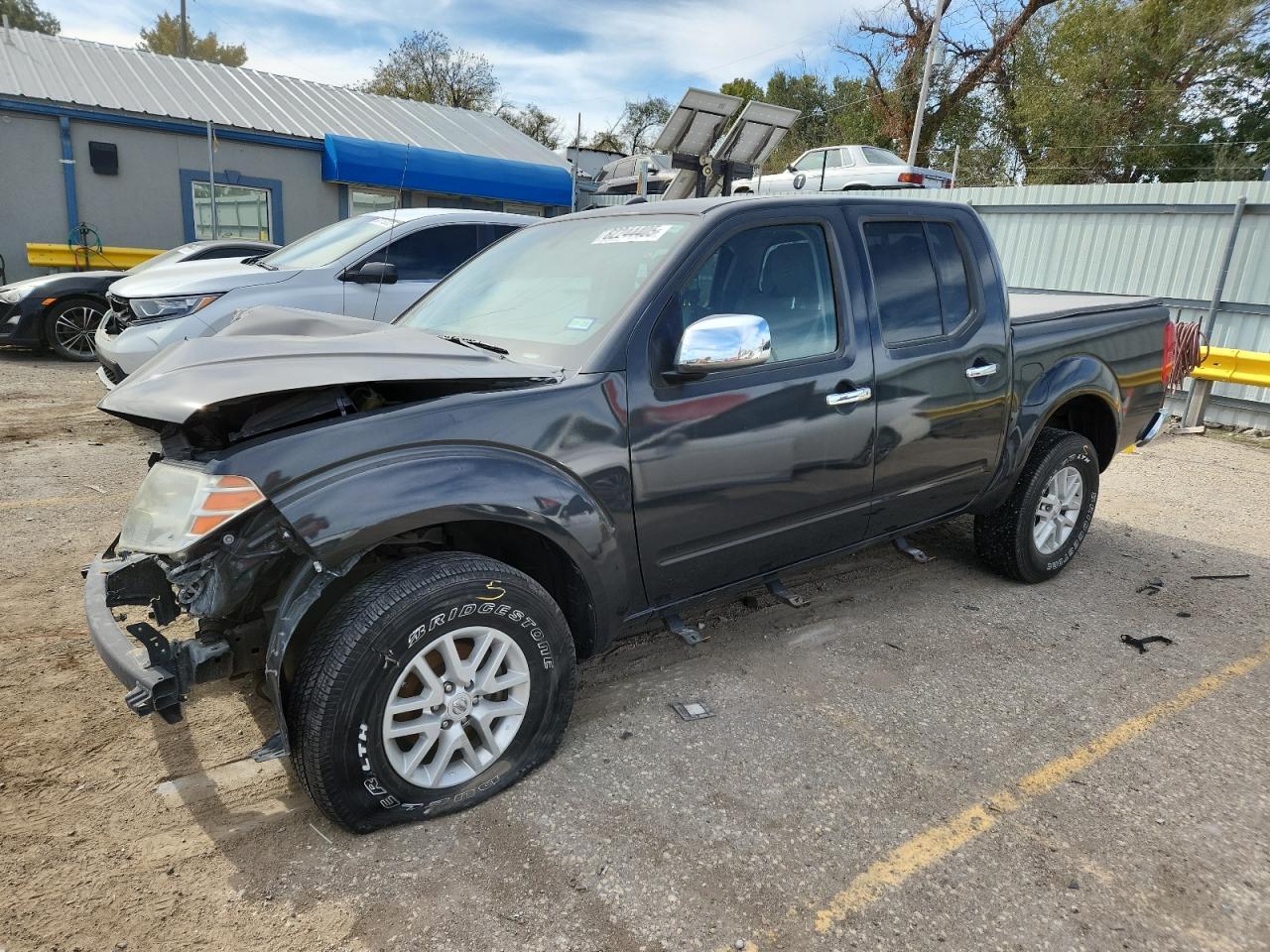 2015 NISSAN Frontier