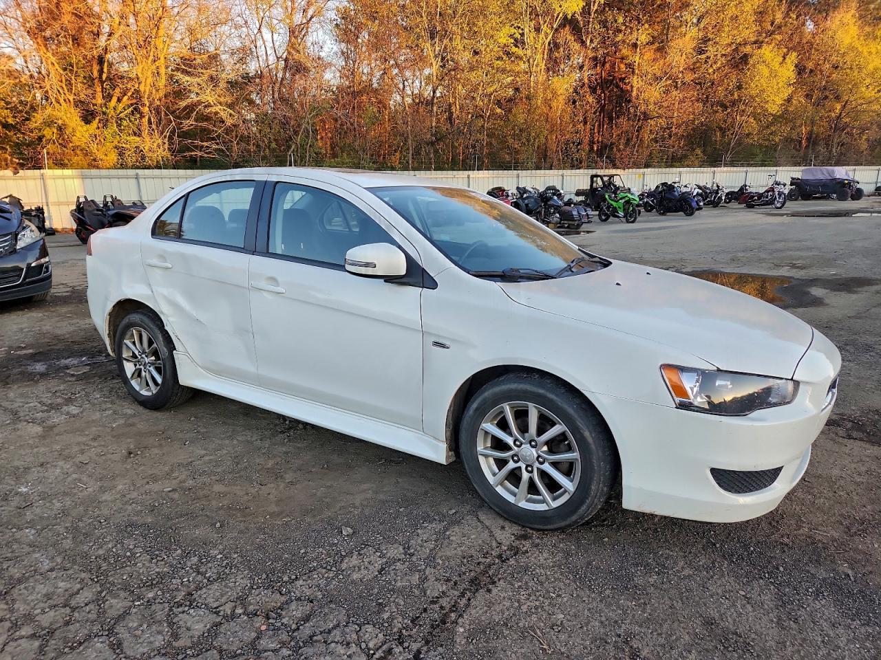 2015 MITSUBISHI LANCER