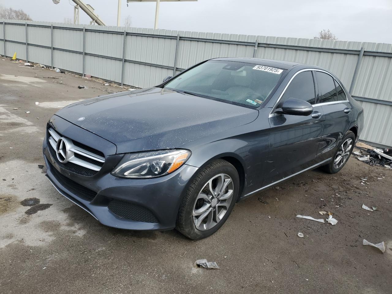 2016 MERCEDES-BENZ C-CLASS