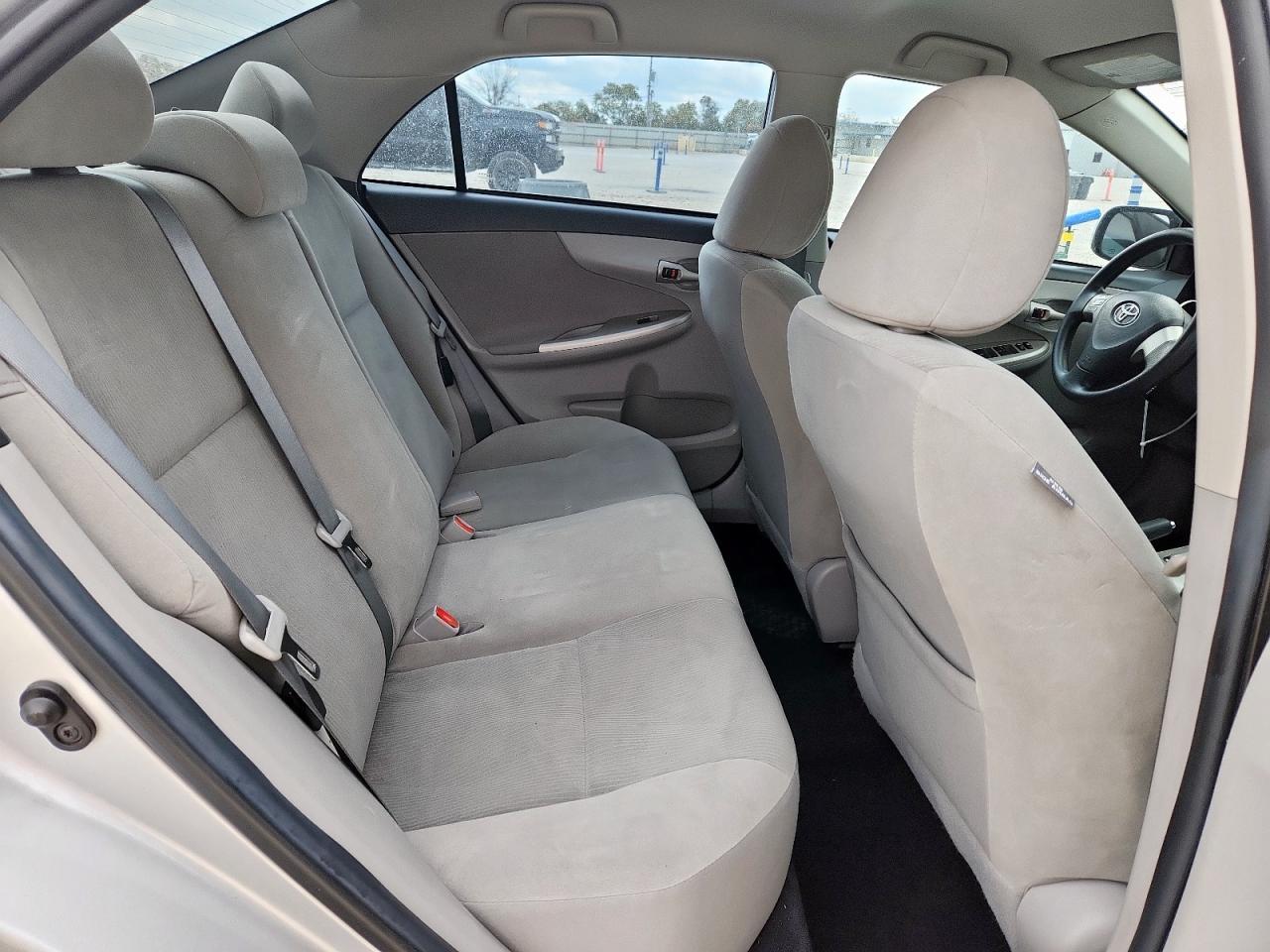 2013 TOYOTA COROLLA