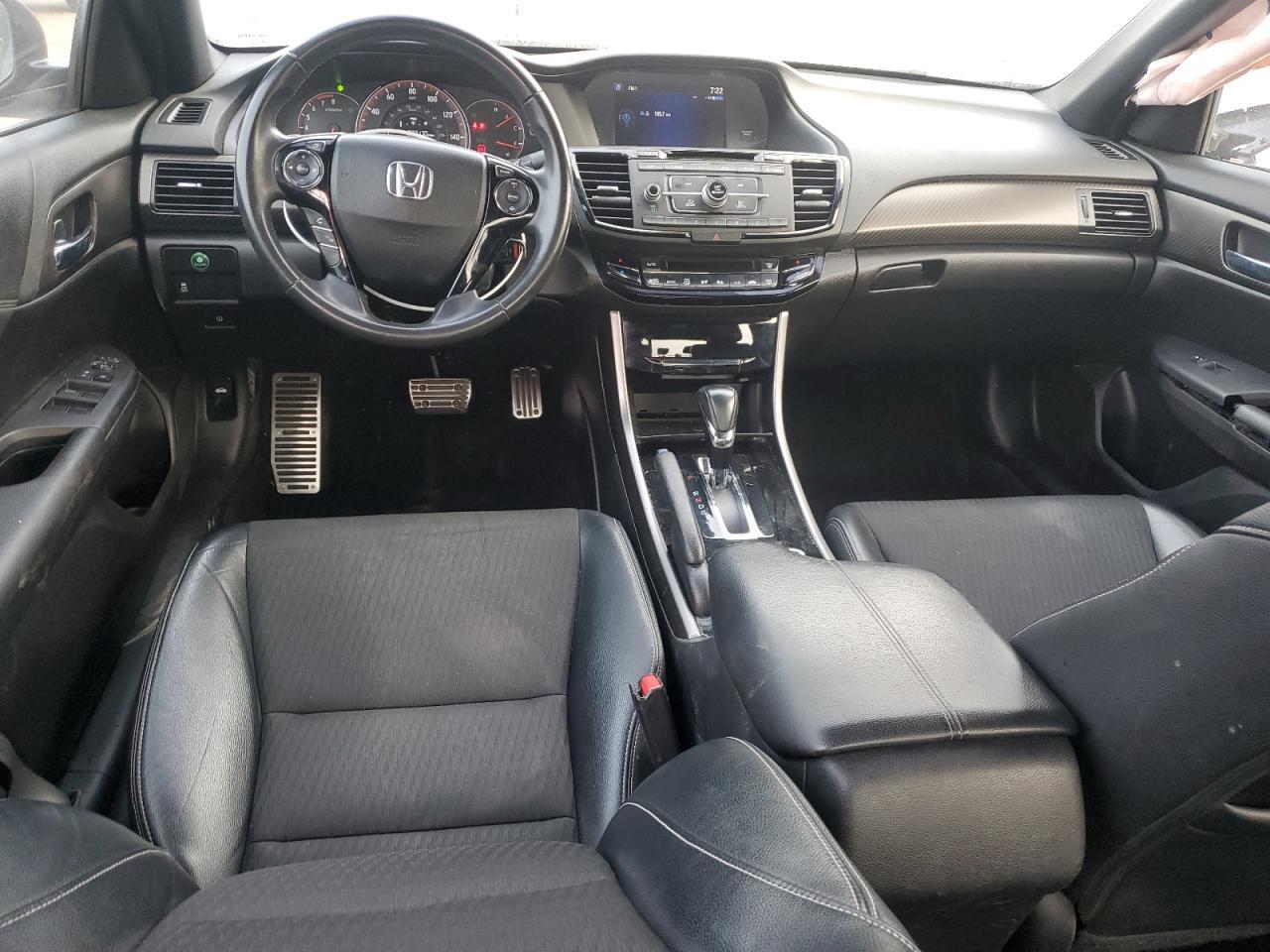 2017 HONDA ACCORD