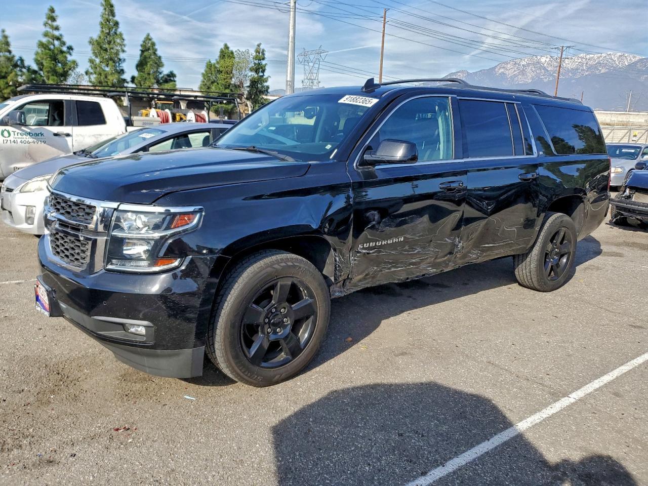 2018 CHEVROLET Suburban
