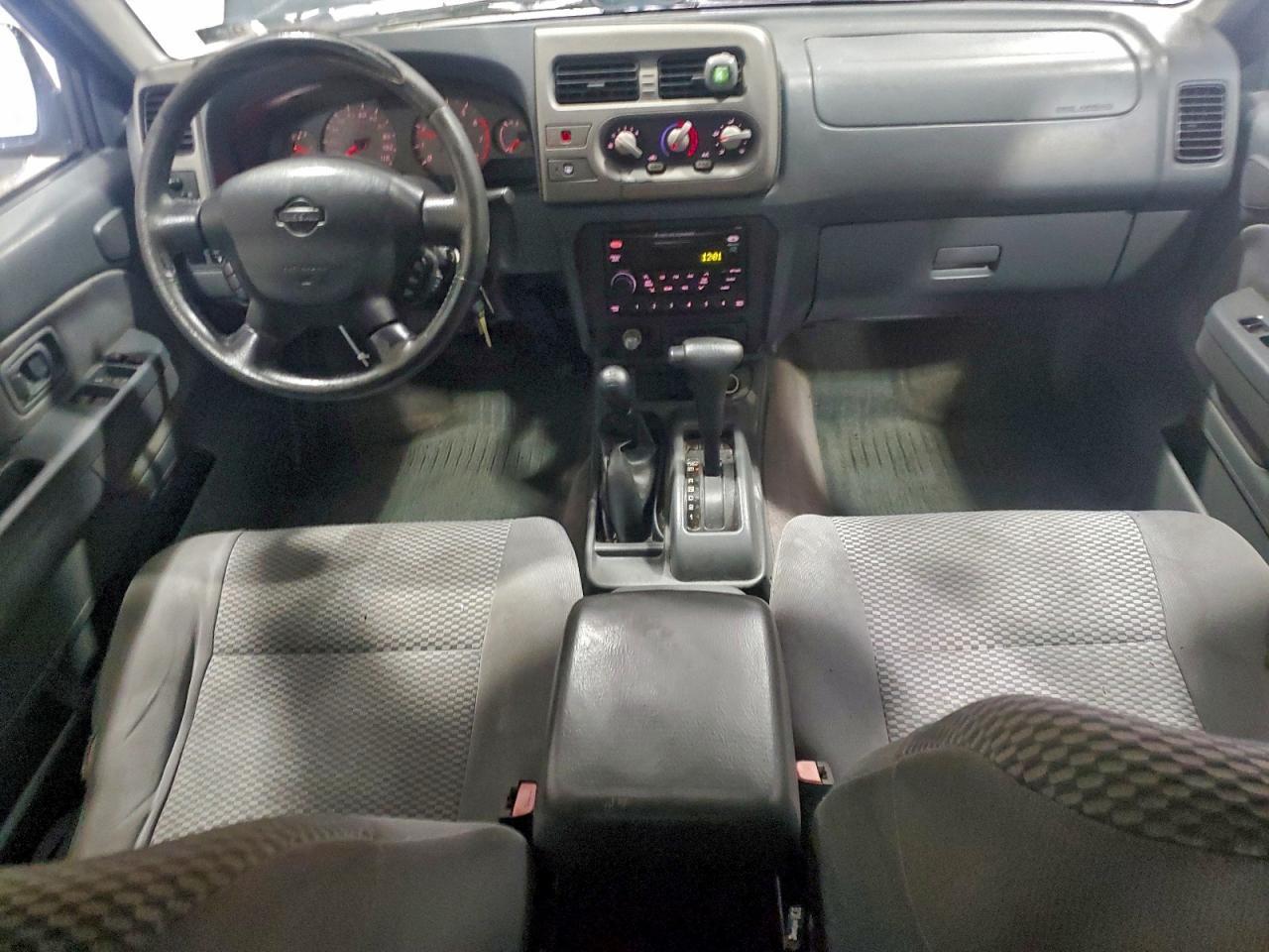 2001 NISSAN Frontier