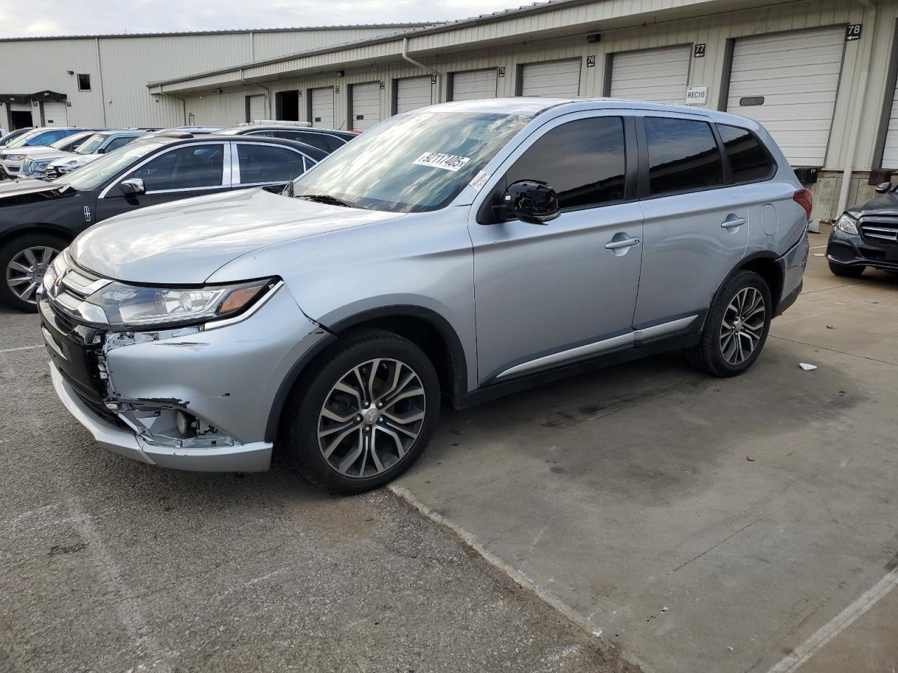 2017 MITSUBISHI outlander