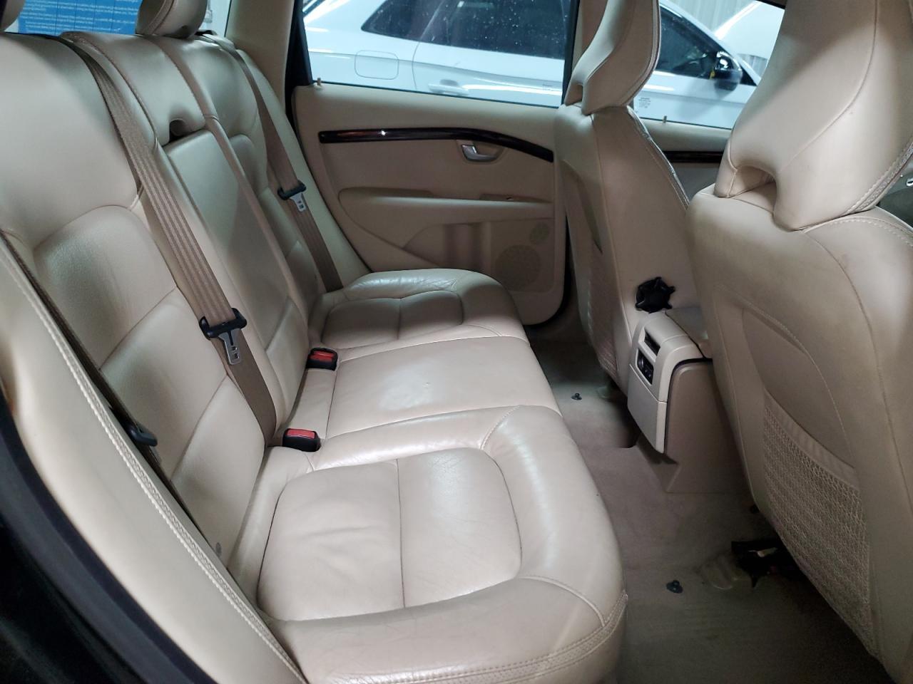 2009 VOLVO XC70