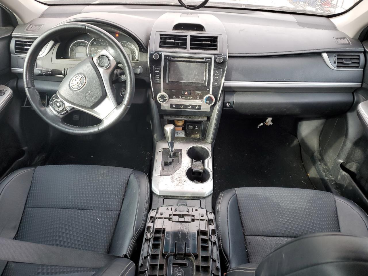 2014 TOYOTA CAMRY