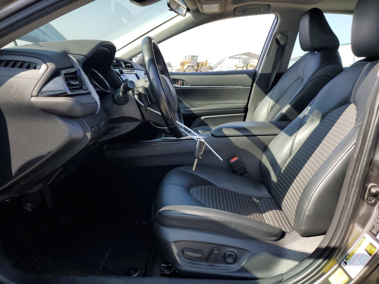 2020 TOYOTA CAMRY