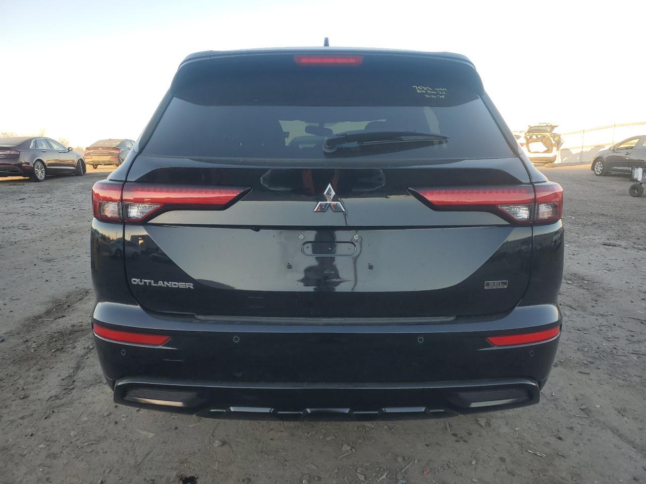 2024 MITSUBISHI outlander