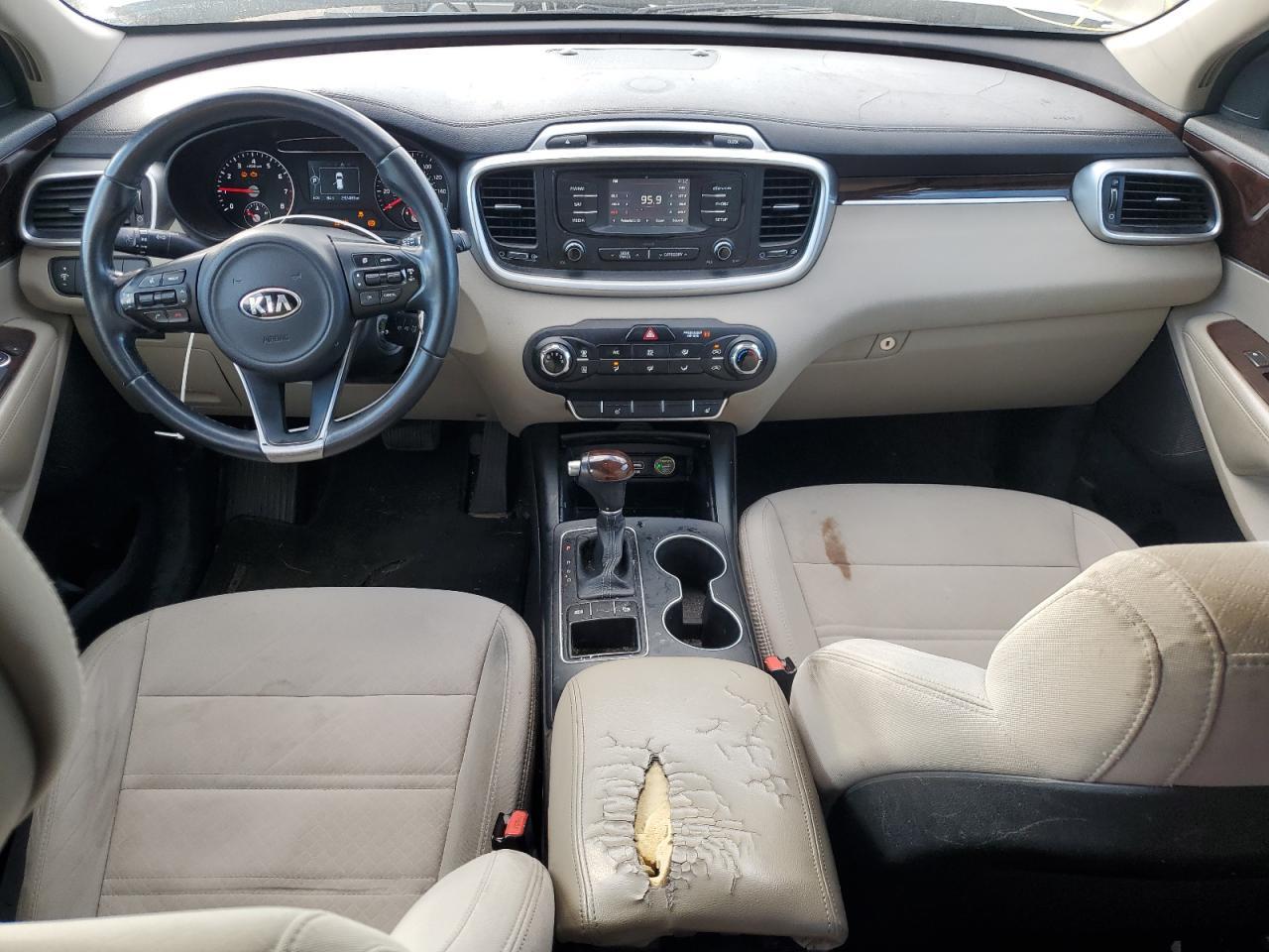 2016 KIA SORENTO
