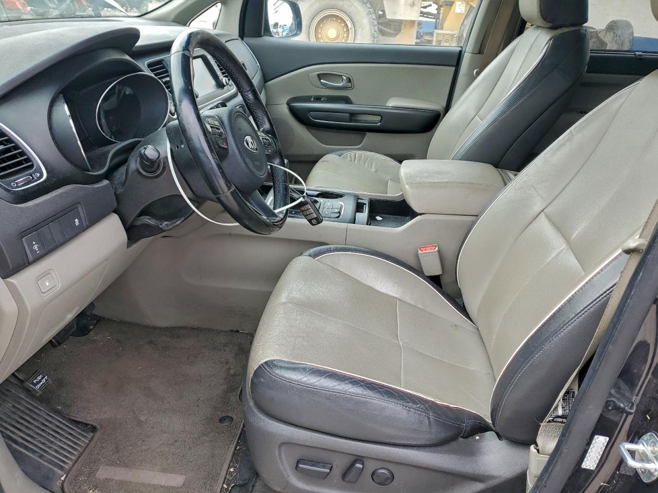 2017 KIA SEDONA