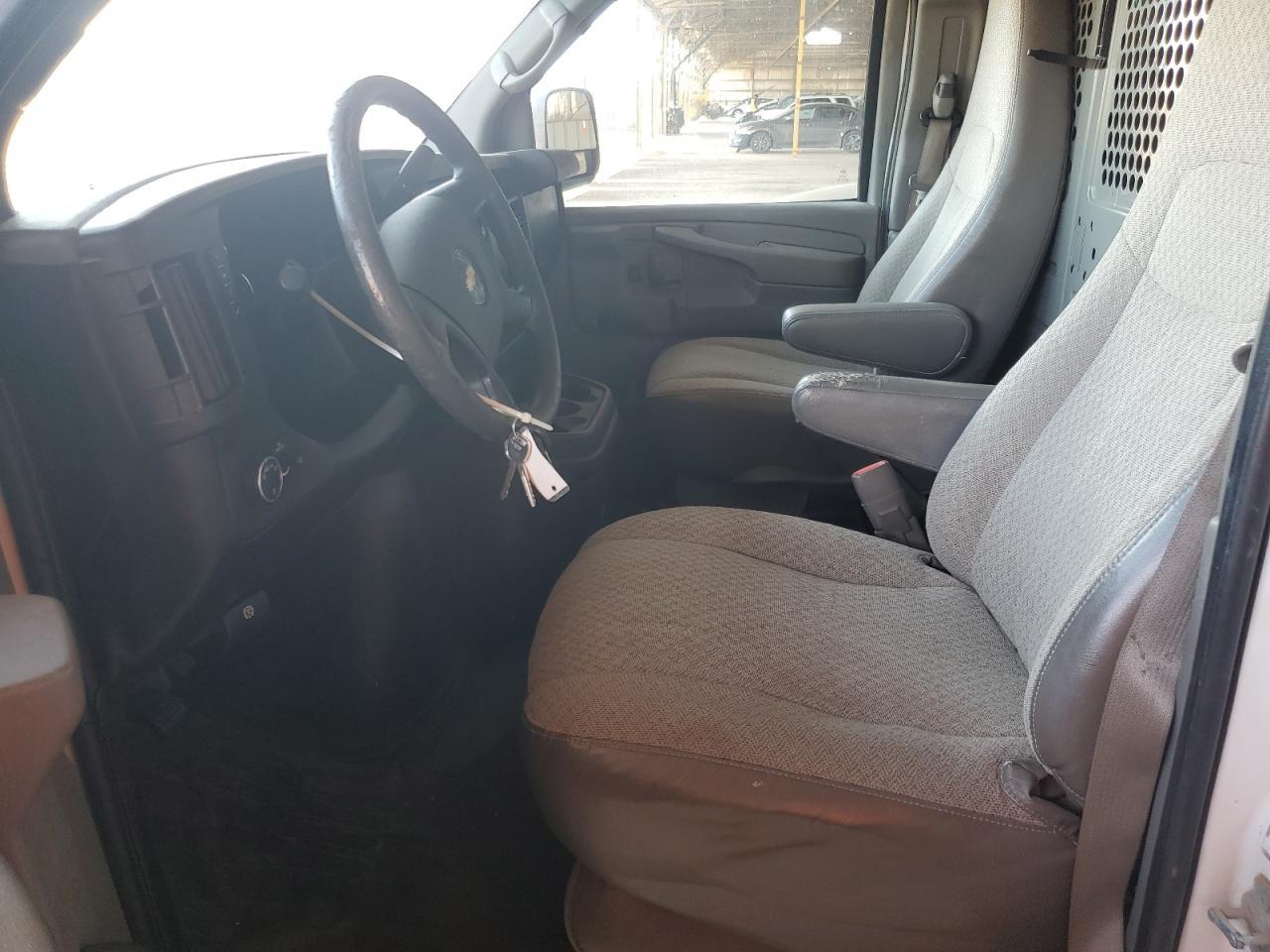 2010 CHEVROLET EXPRESS 2500
