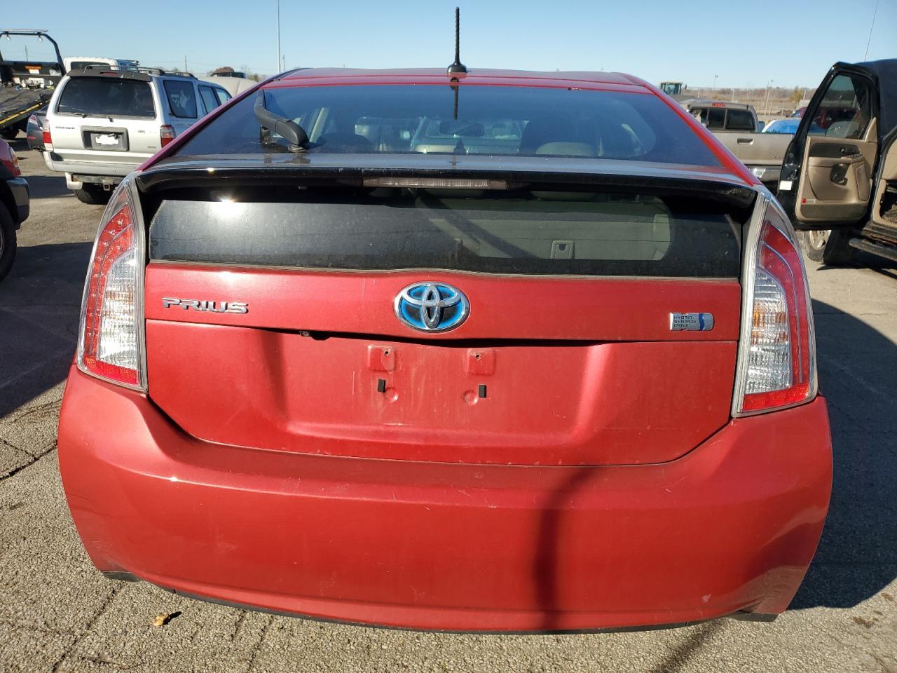 2014 TOYOTA PRIUS