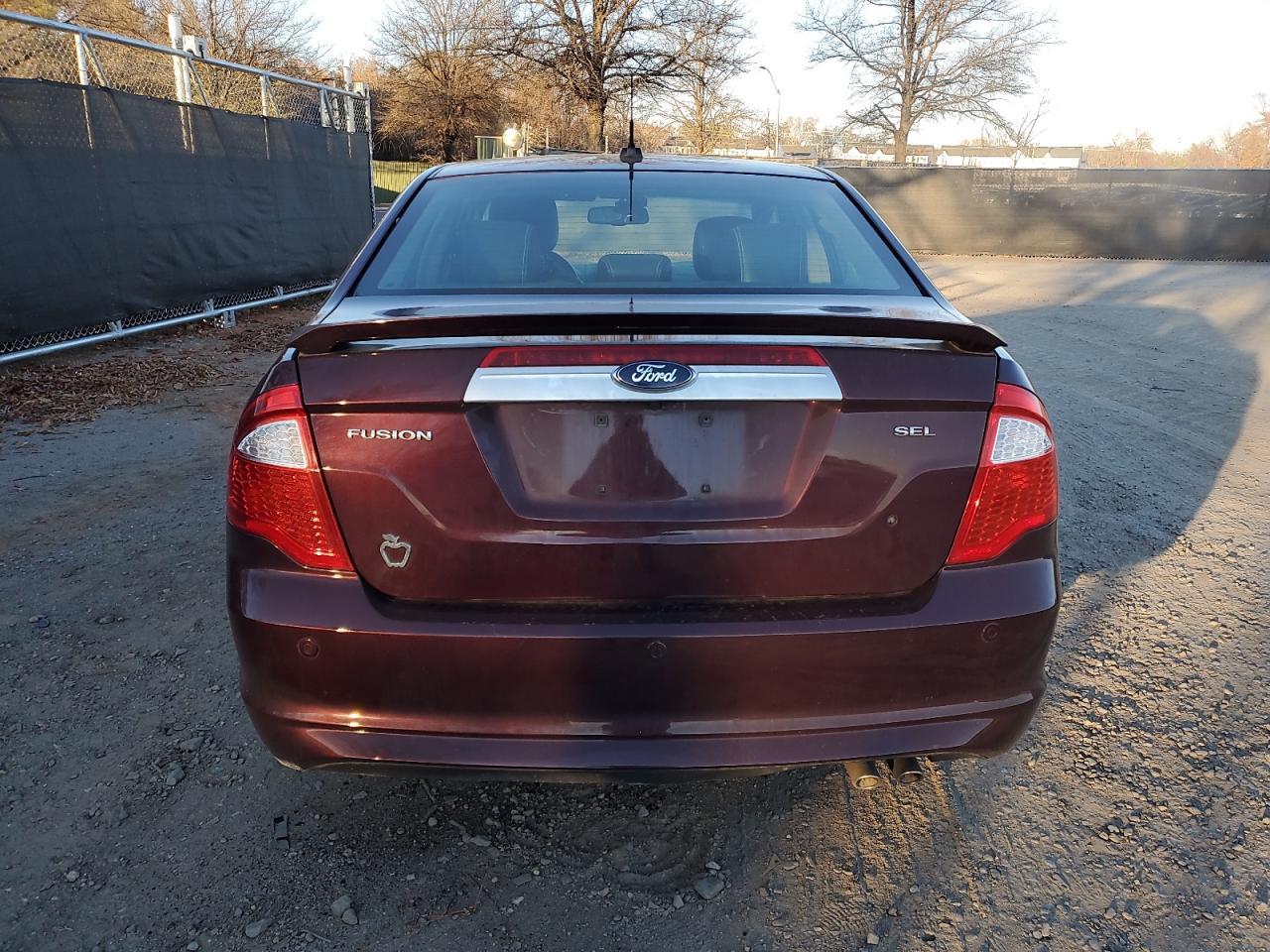 2011 FORD FUSION