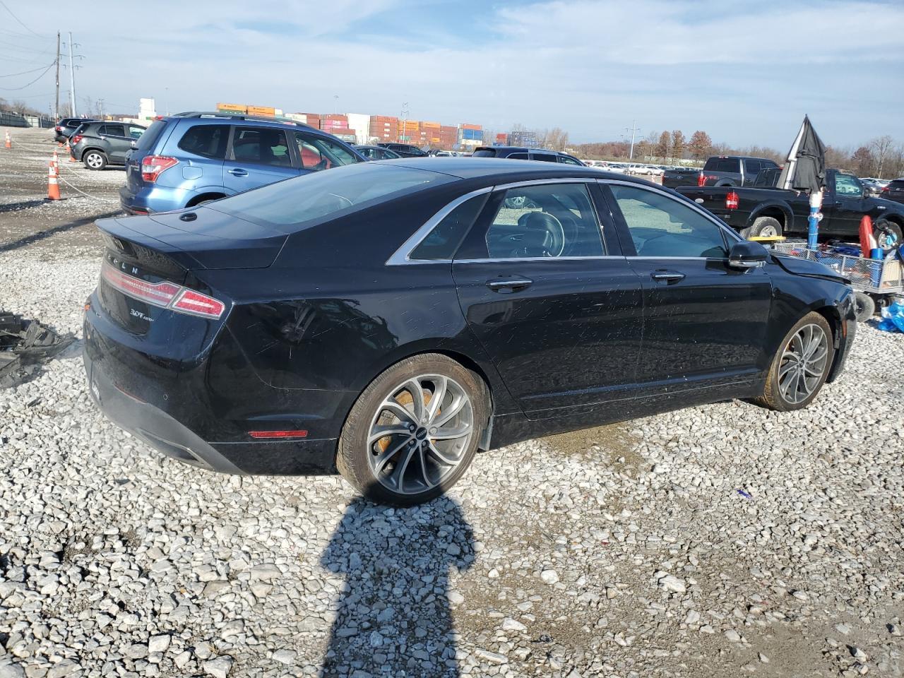 2017 LINCOLN MKZ