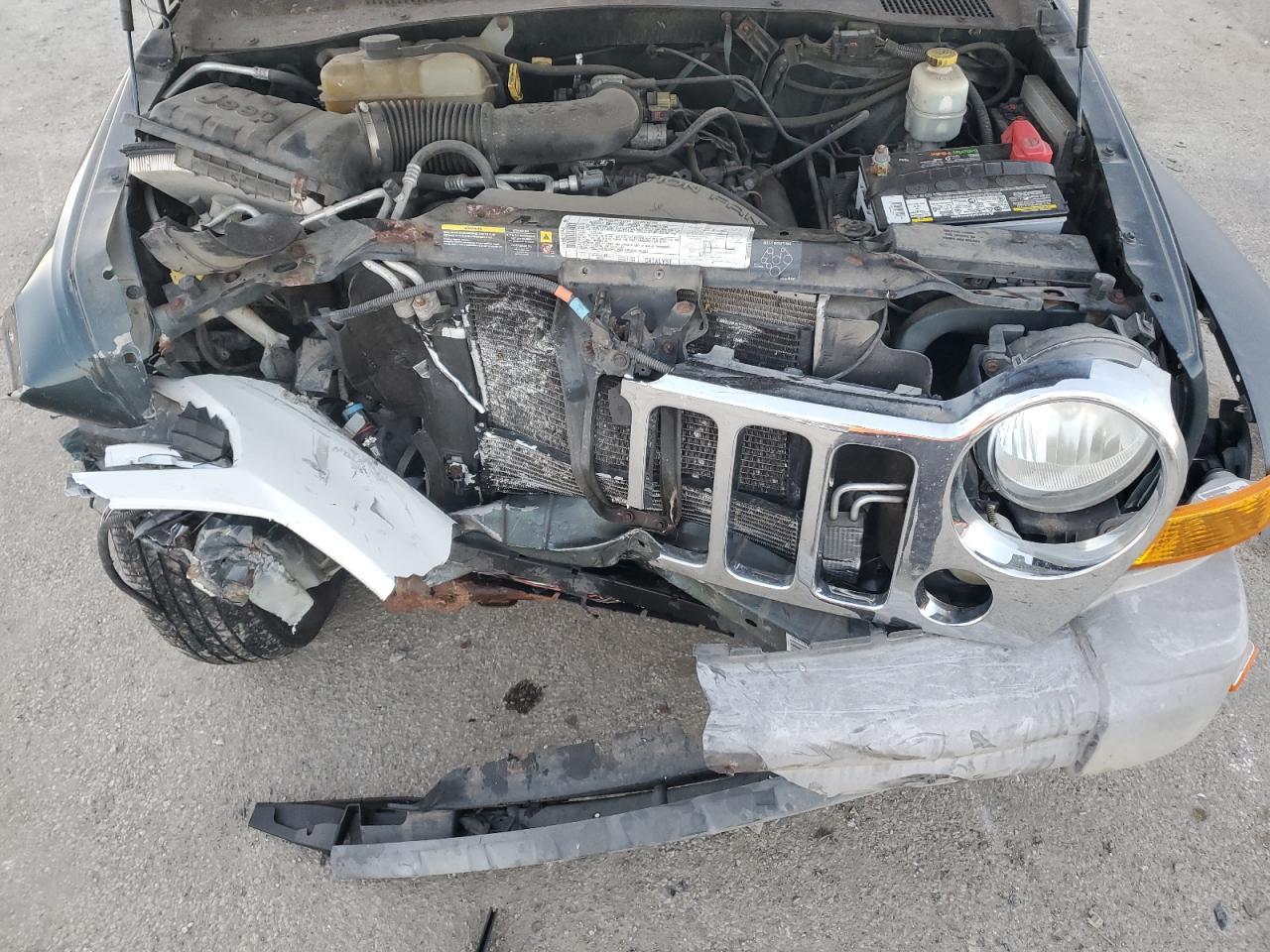 2006 JEEP Liberty