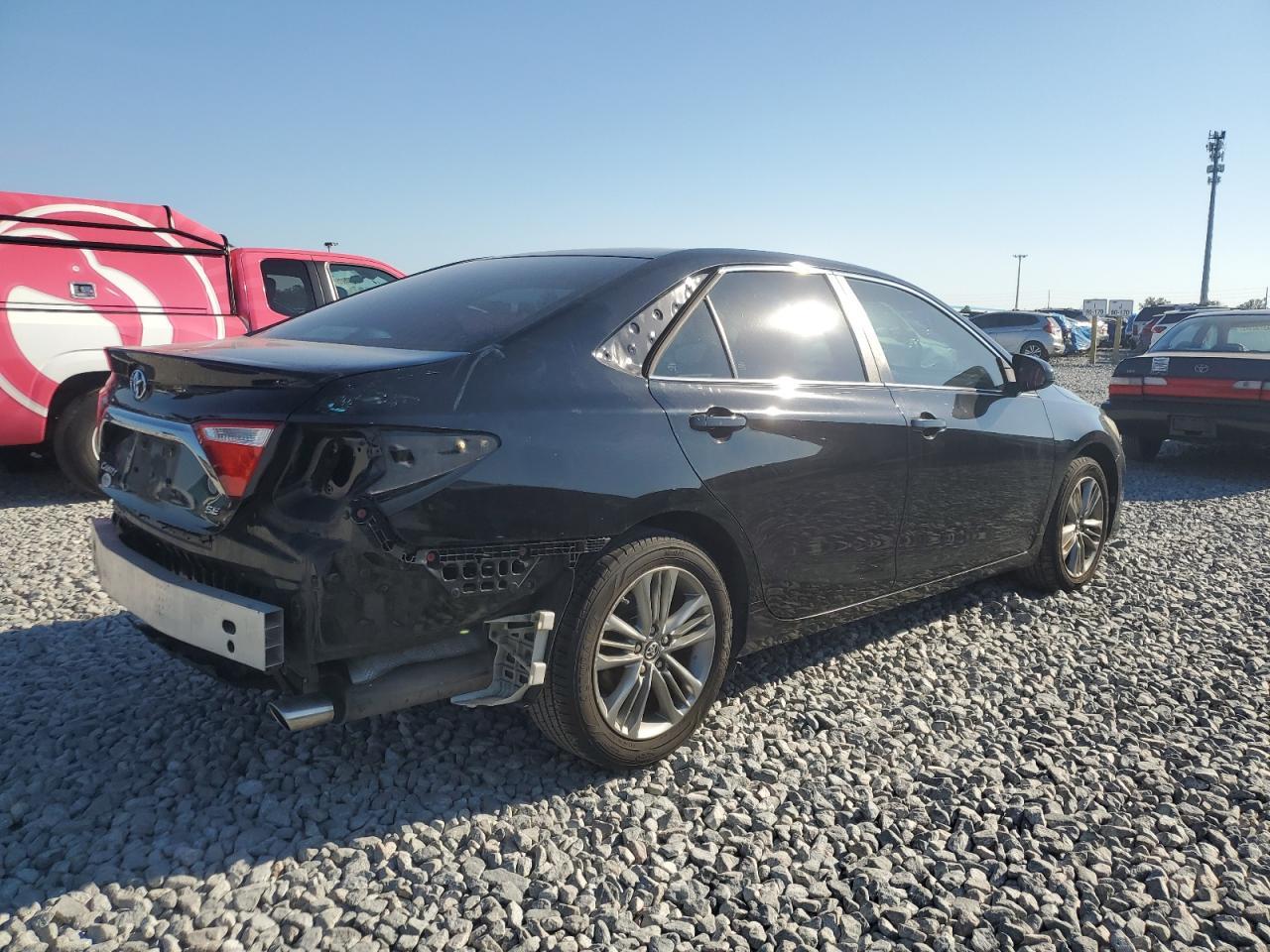 2017 TOYOTA CAMRY