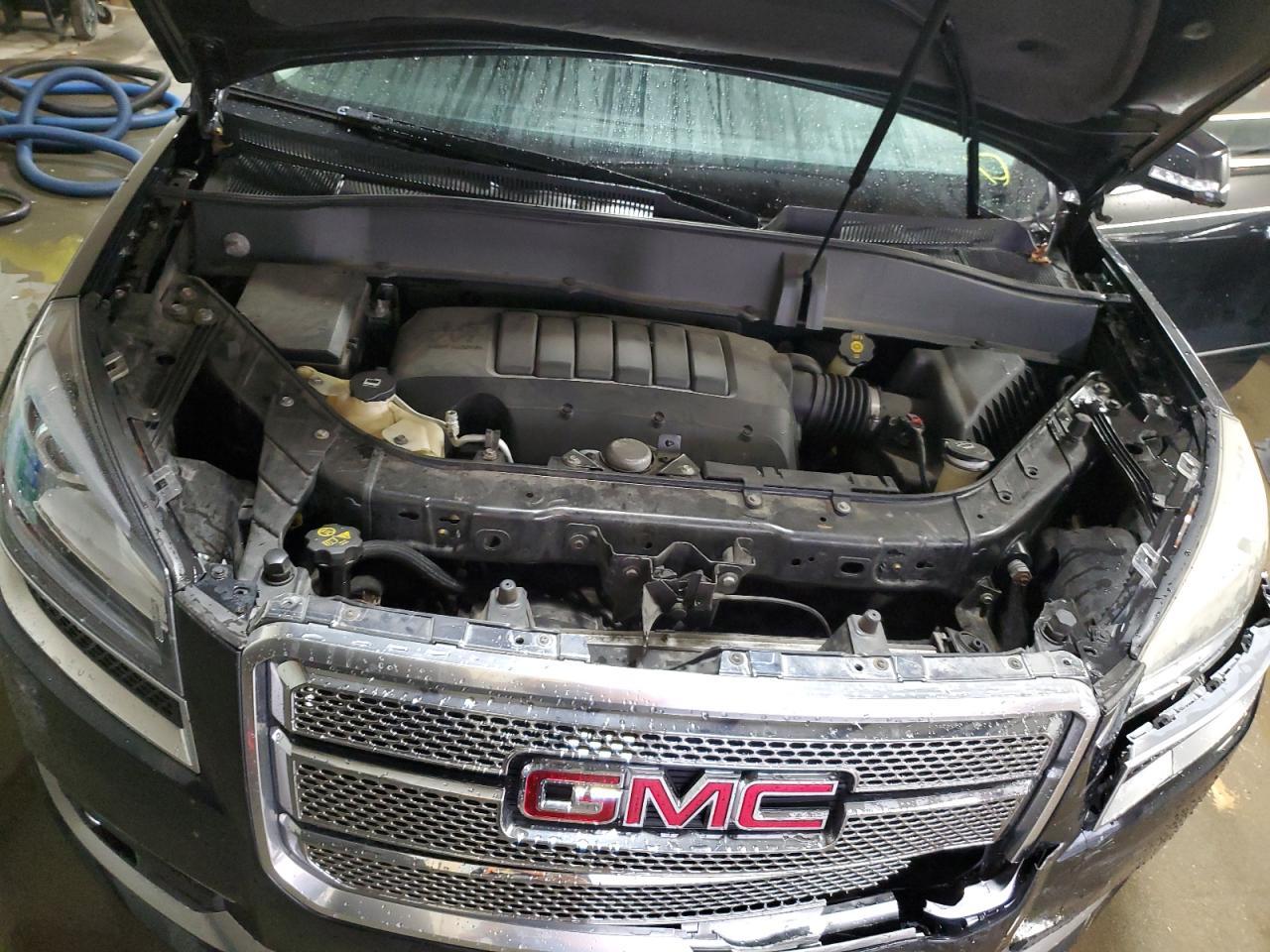 2013 GMC ACADIA