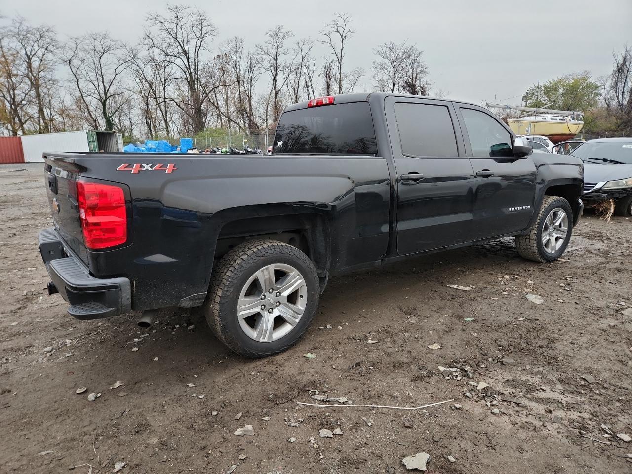 2018 CHEVROLET Silverado