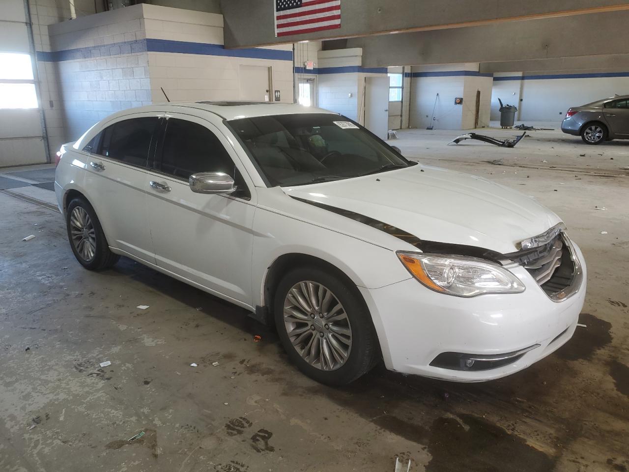 2012 CHRYSLER 200