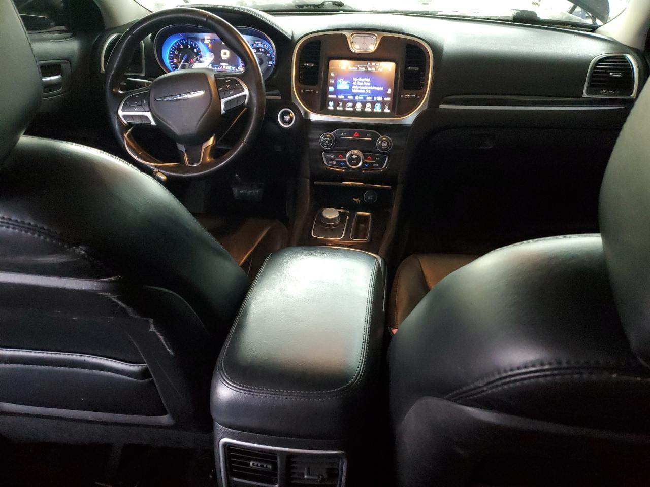 2015 CHRYSLER 300