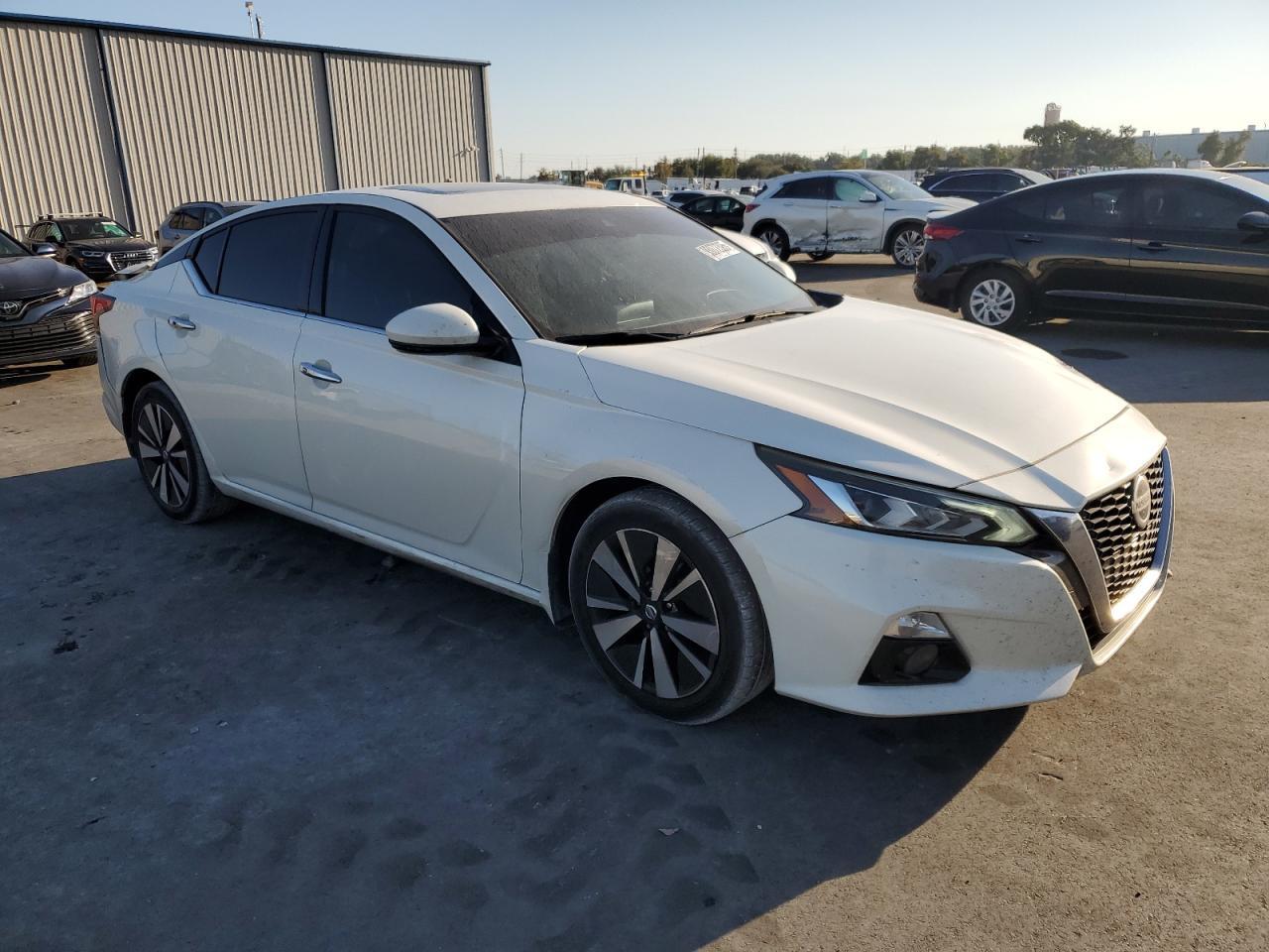2019 NISSAN ALTIMA