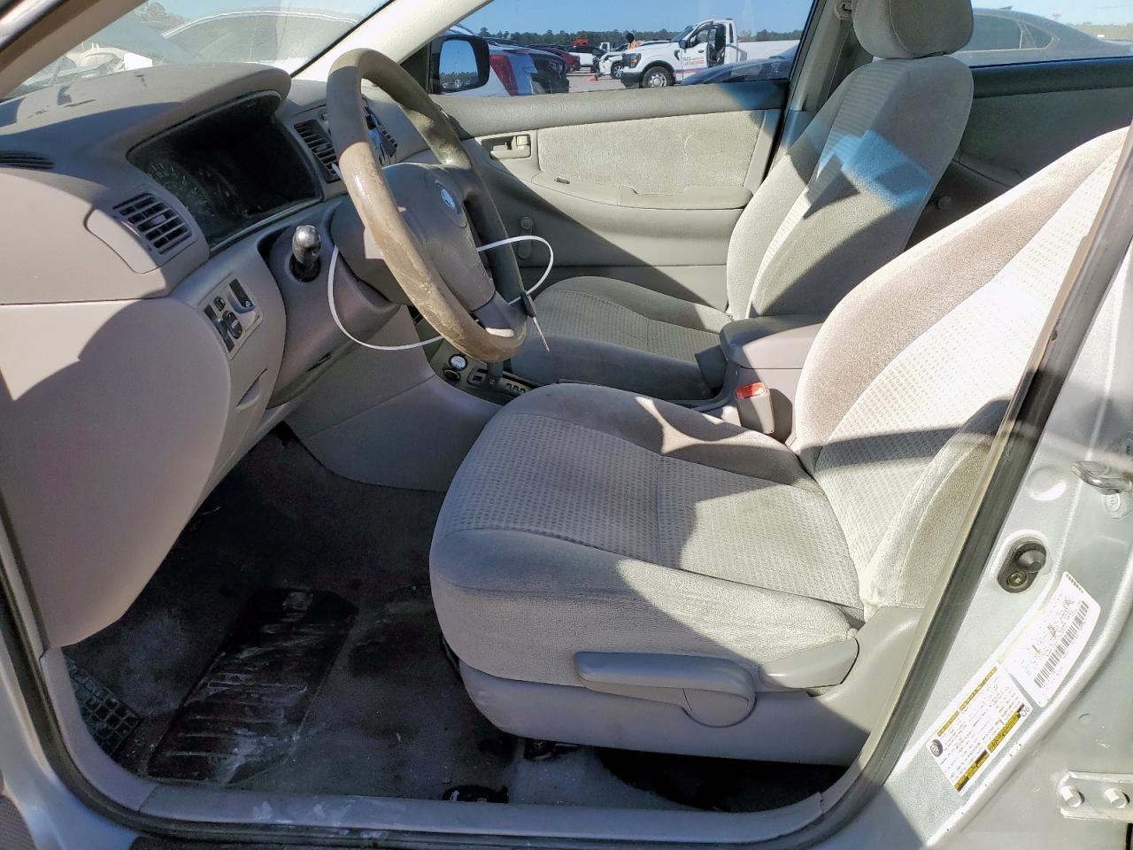 2005 TOYOTA COROLLA