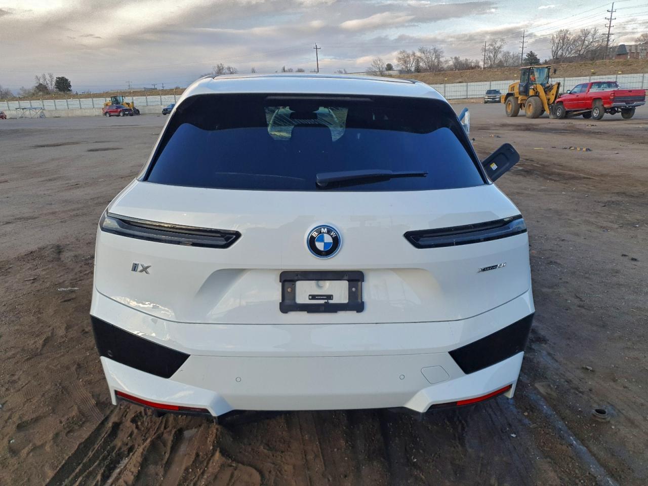 2024 BMW iX