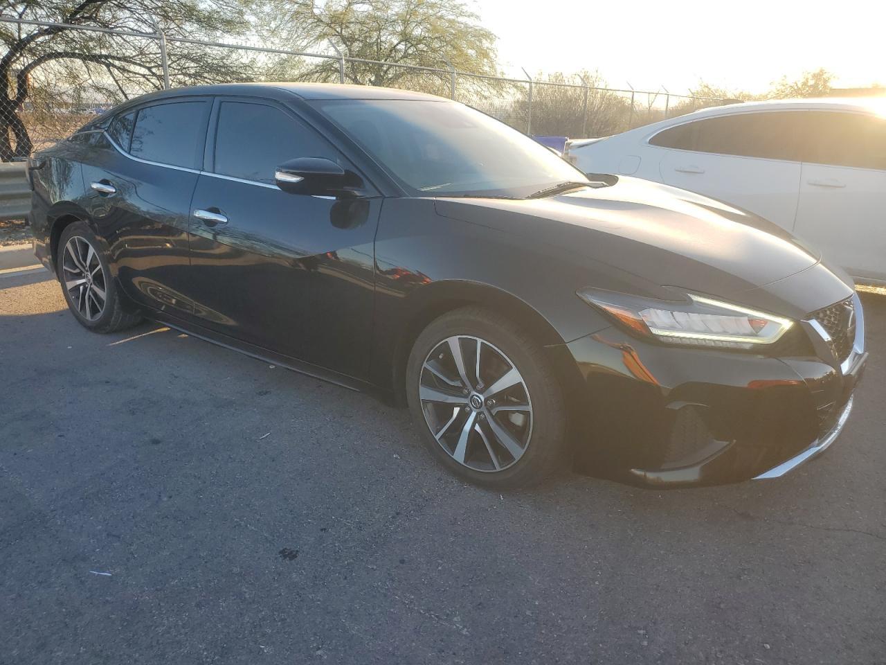 2021 NISSAN Maxima