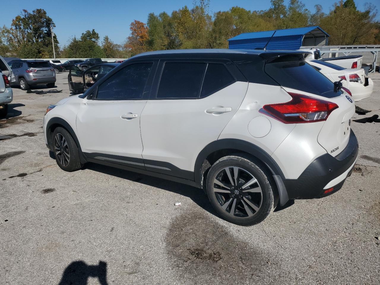 2020 NISSAN KICKS