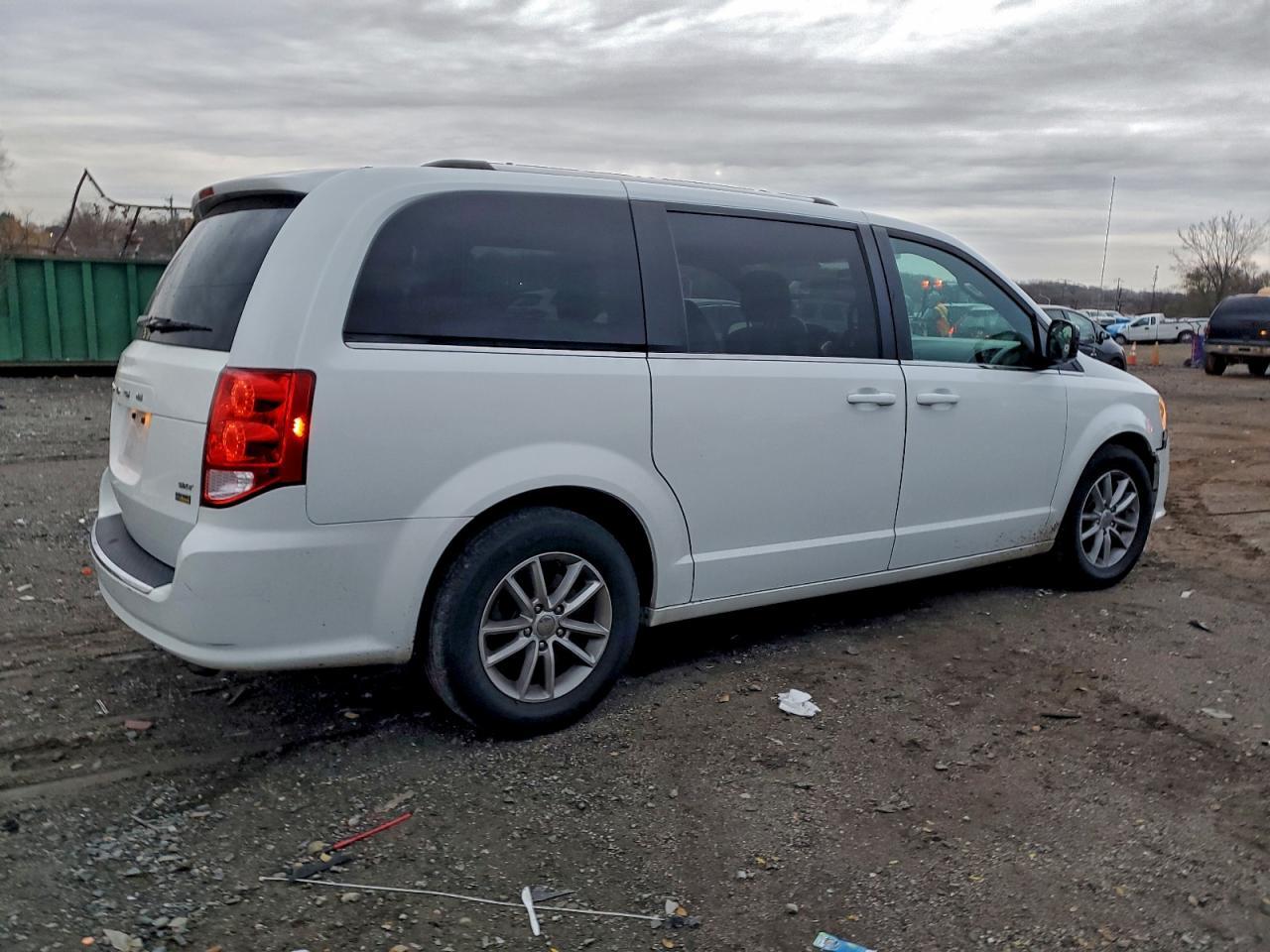 2018 DODGE GRAND CARAVAN