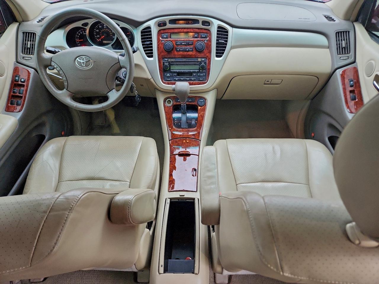 2004 TOYOTA HIGHLANDER