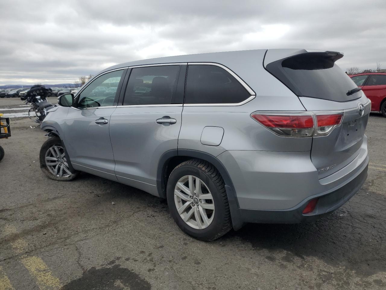 2016 TOYOTA HIGHLANDER