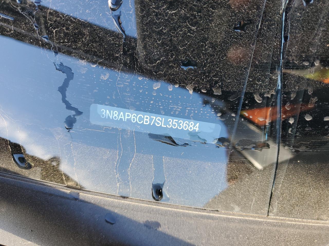 2025 NISSAN KICKS