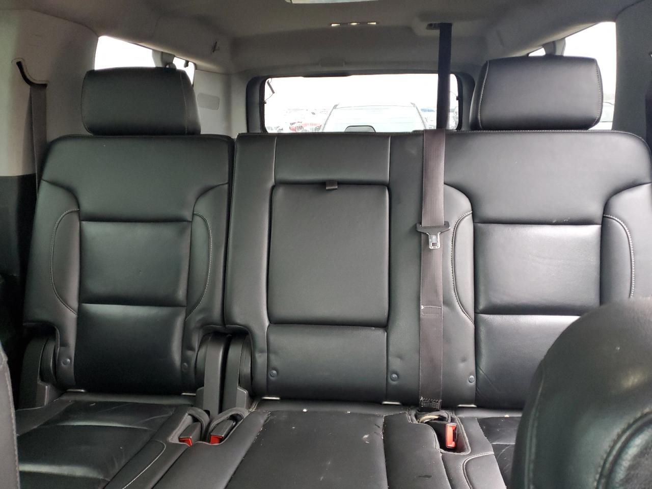2017 CHEVROLET Suburban