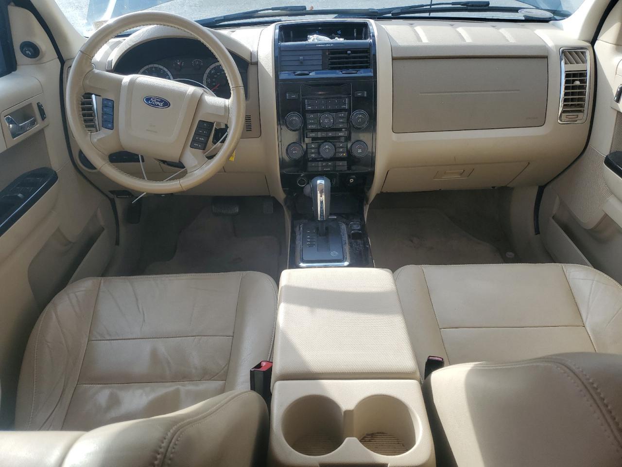 2011 FORD ESCAPE