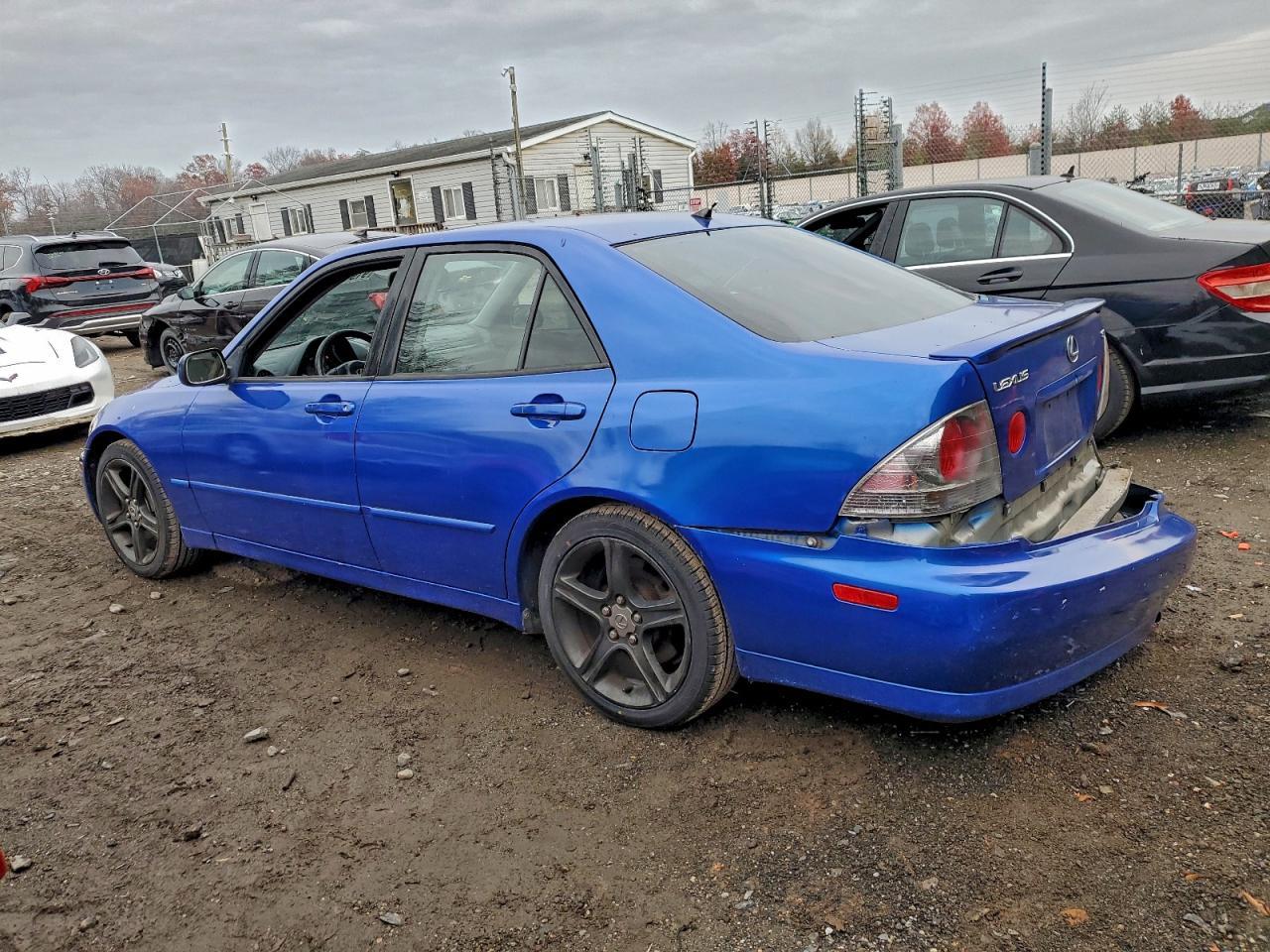 2005 LEXUS IS 300