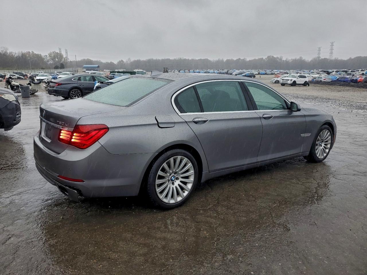 2013 BMW 7 series