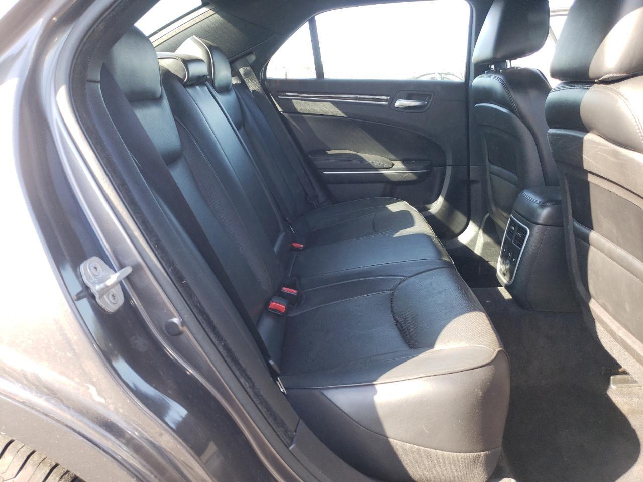 2014 CHRYSLER 300