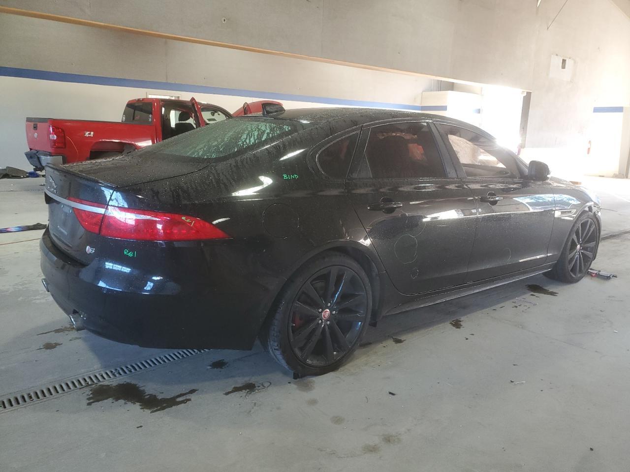 2016 JAGUAR XF