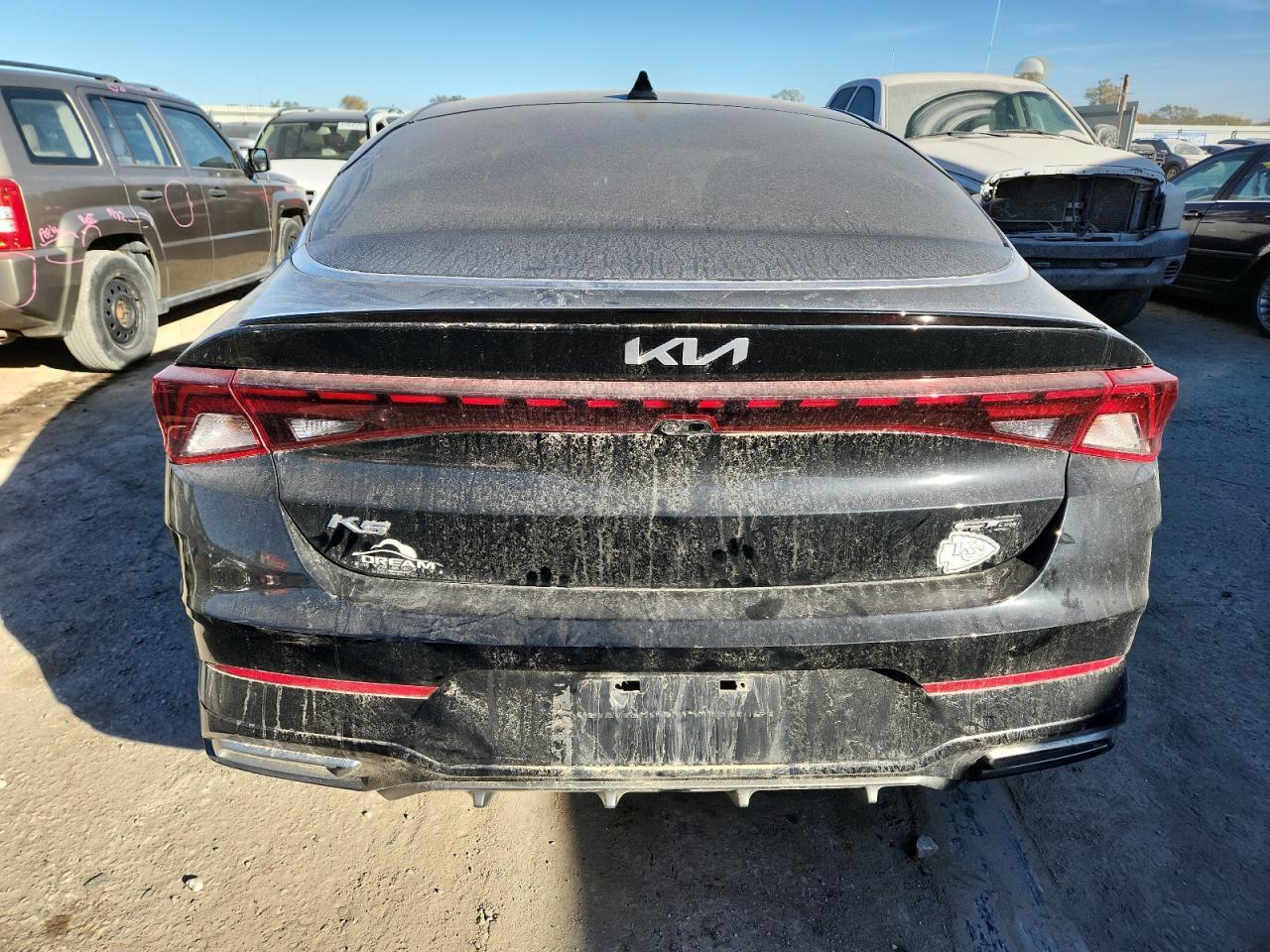 2022 KIA K5