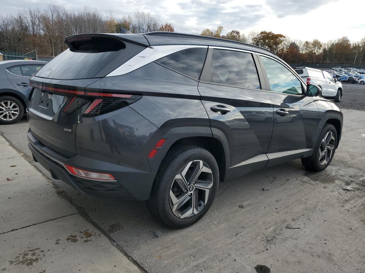 2022 HYUNDAI TUCSON