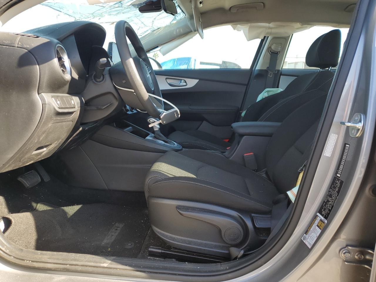 2023 KIA FORTE