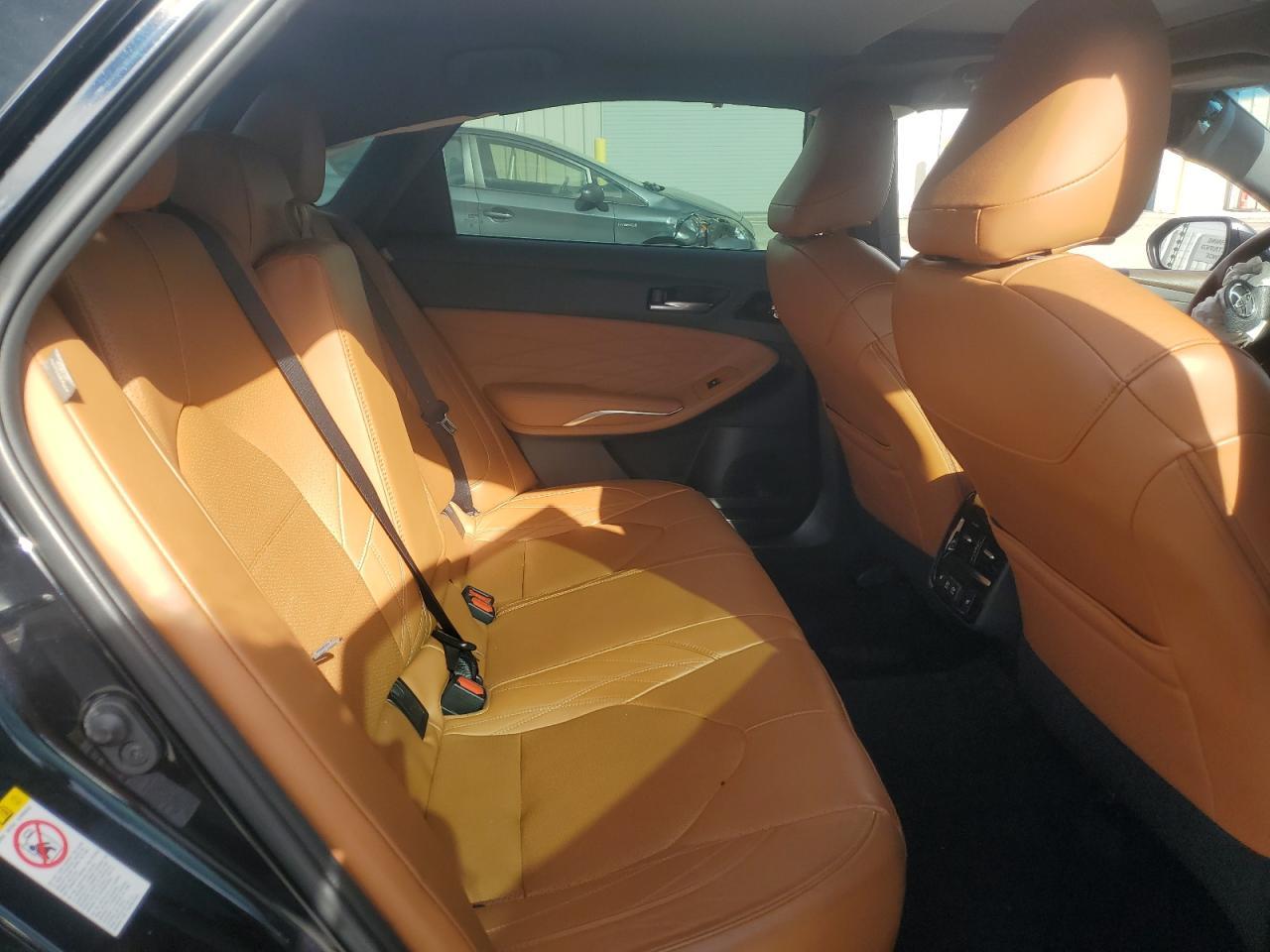 2019 TOYOTA Avalon