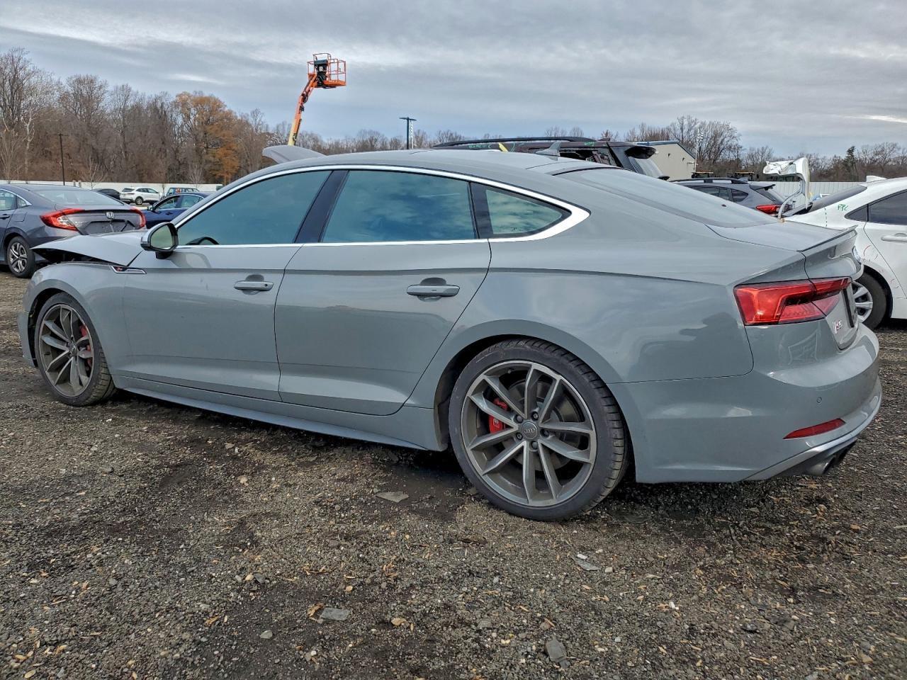 2018 AUDI S5