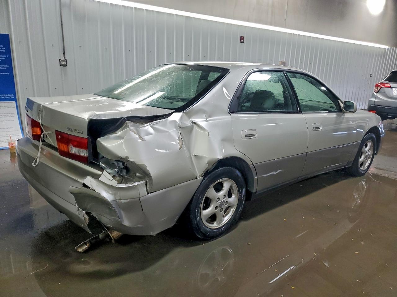 1997 LEXUS Es 300