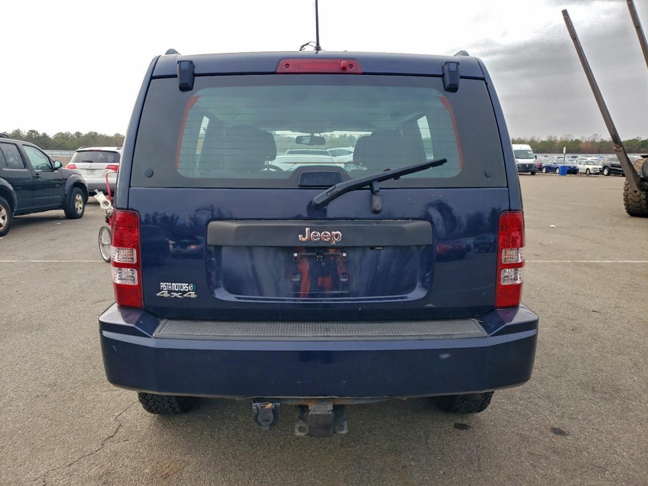 2012 JEEP Liberty