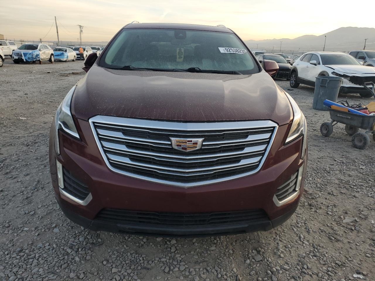 2017 CADILLAC XT5